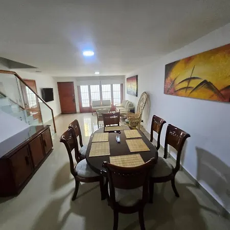 Guest house With Ac, Close To Historical Centre 1