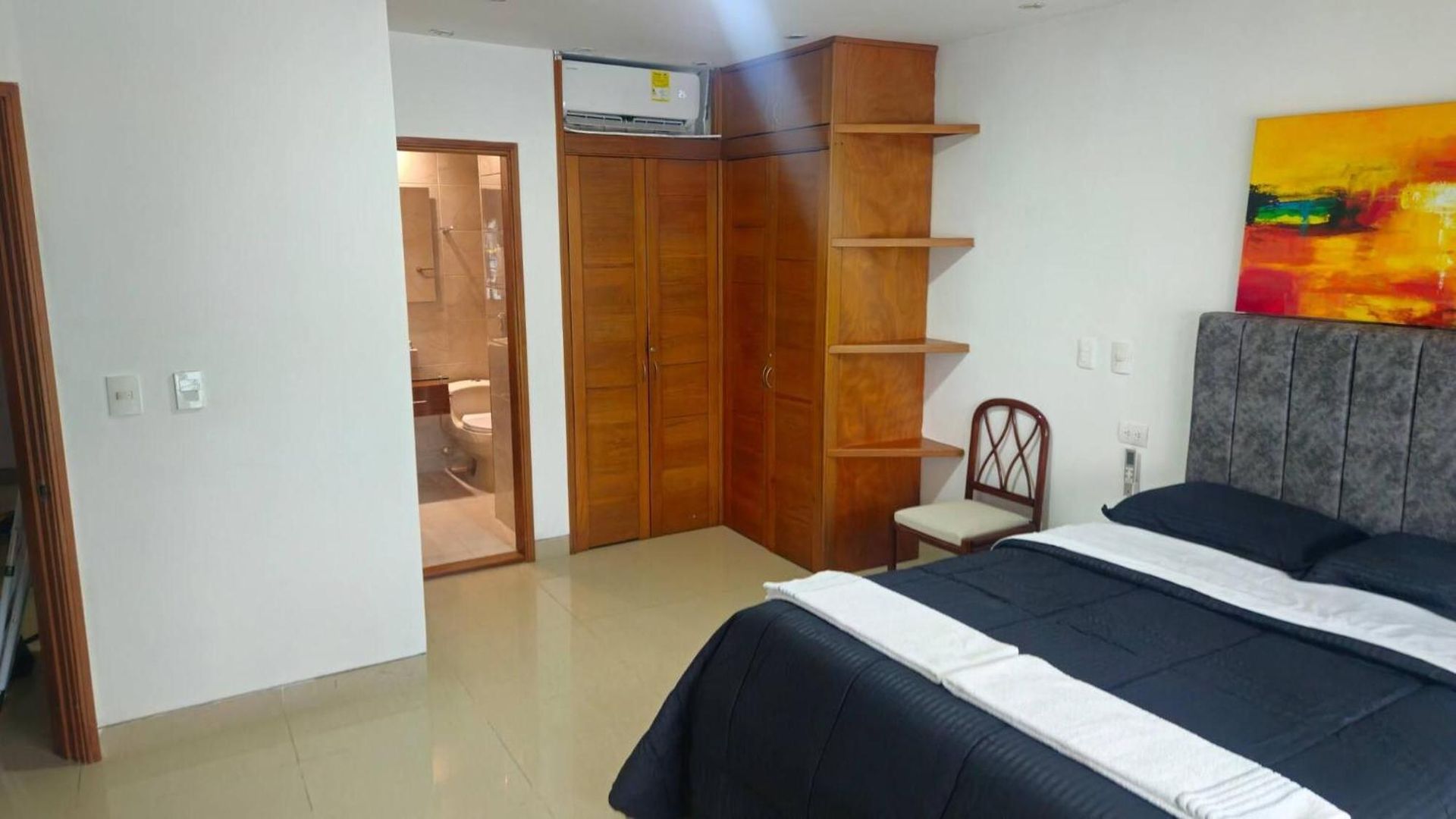 With Ac, Close To Historical Centre 1